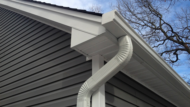 Seamless Gutter Installation