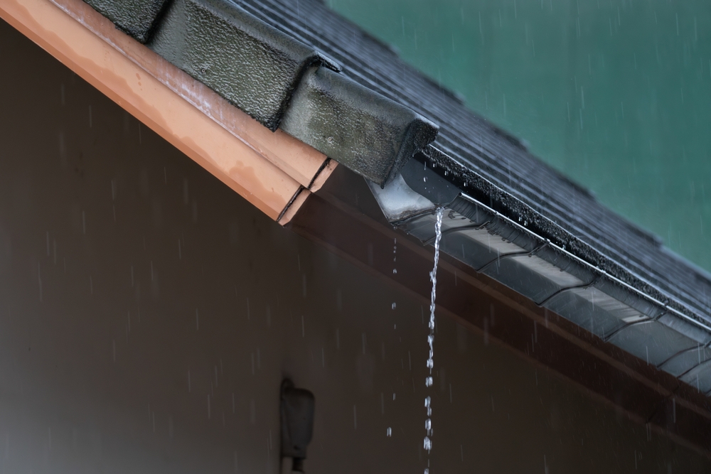 Leaking Gutter Sections or Joints